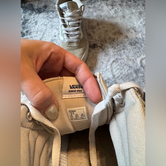 Vans Women’s Ward Grey Suede High Top Shoe - Picture 7 of 8